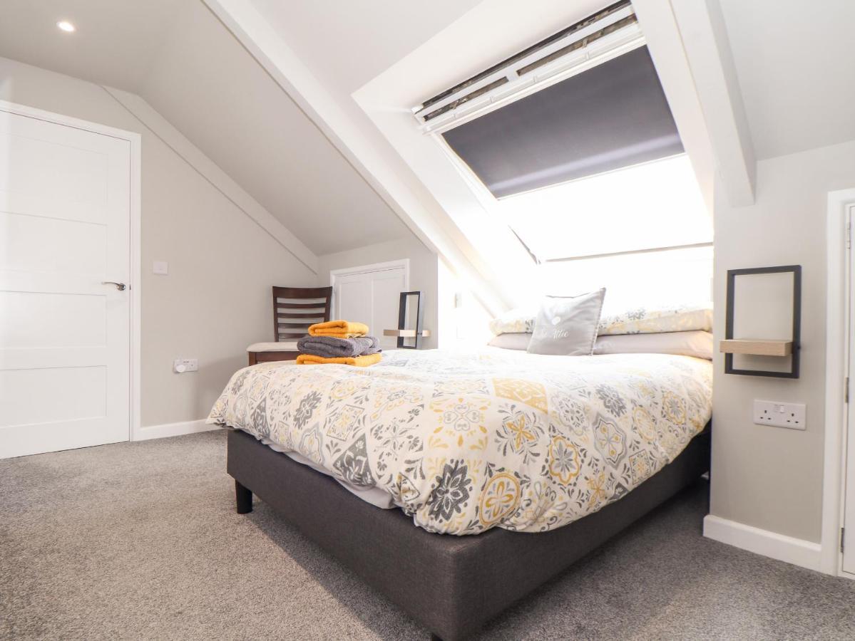 The Attic Apartment Helston Luaran gambar